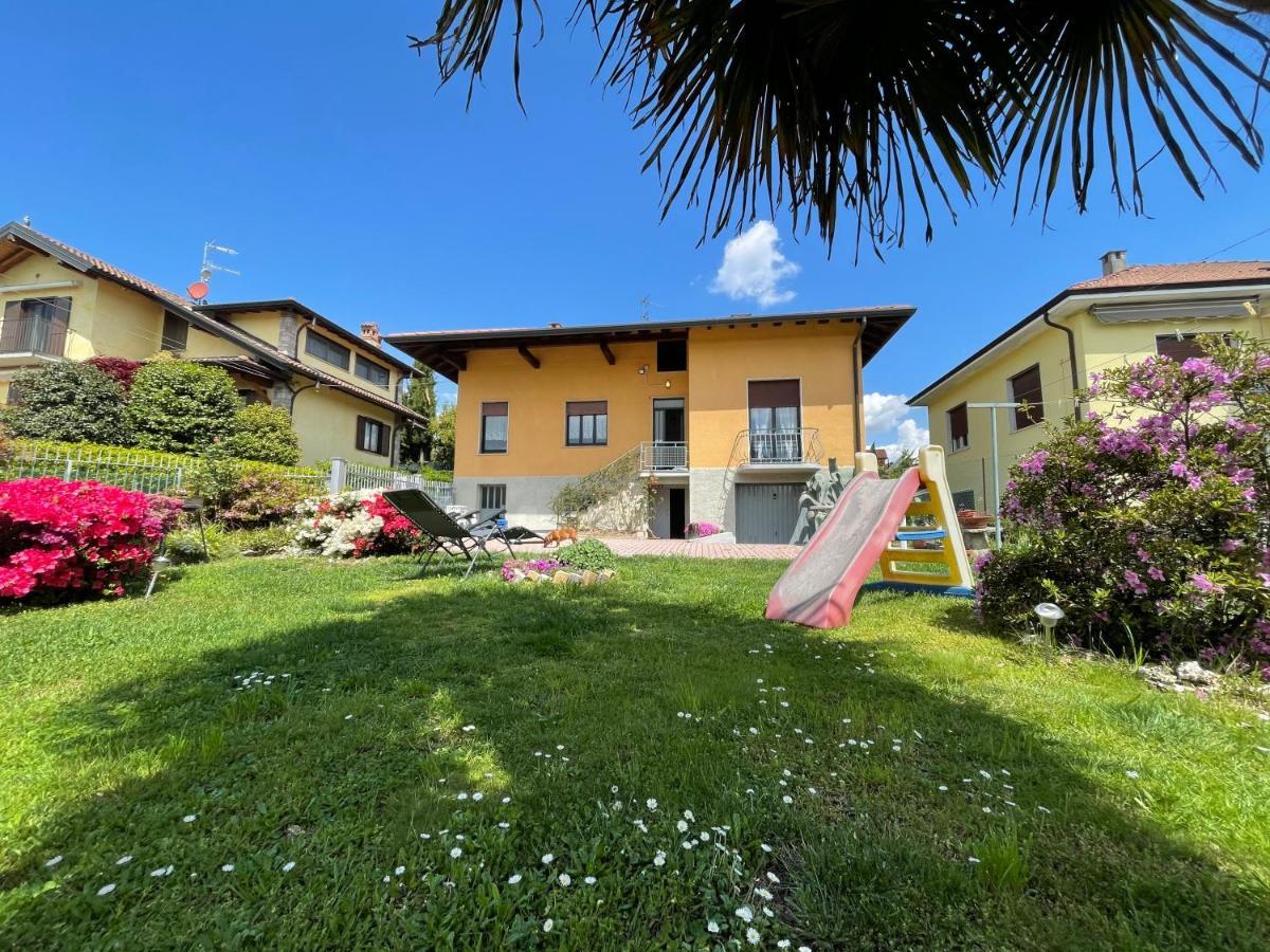 Grandma'S Garden House Villa Angera Exterior photo